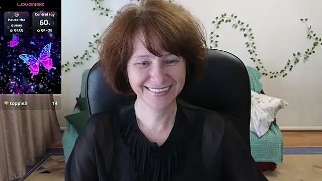 Snapshot of Lia_Tito chatting on 07/17/26, 06:32 Lia Tito online show from 07/17/26, 06:32