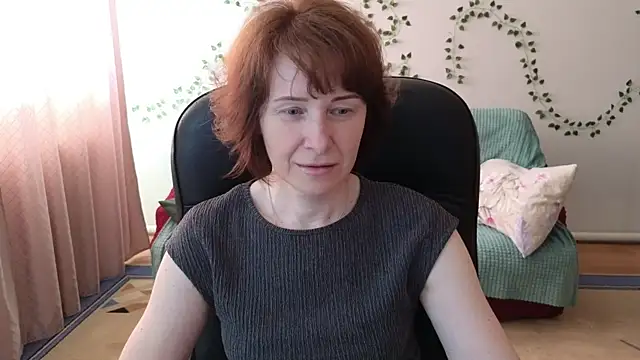 Lia Tito online show from 05/21/26, 05:49