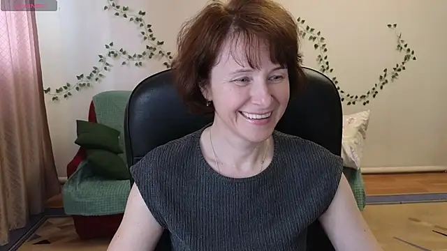 Lia Tito online show from 04/28/26, 01:15