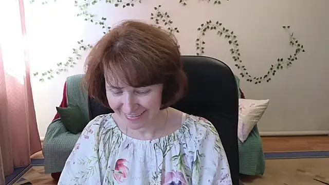 Snapshot of Lia_Tito chatting on 06/11/26, 07:27 Lia Tito online show from 06/11/26, 07:27