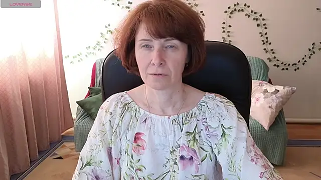 Lia Tito online show from 05/22/26, 06:00