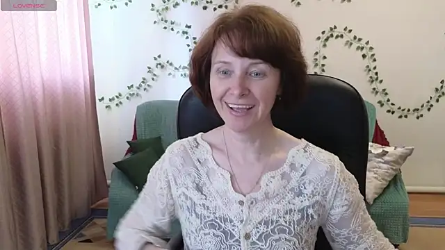 Lia Tito online show from 05/15/26, 08:45