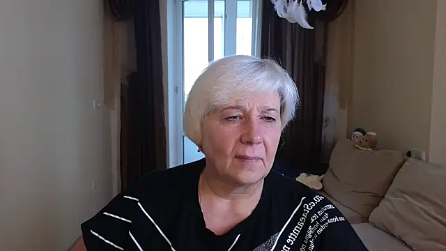 Milana Milky online show from 10/05/25, 06:04