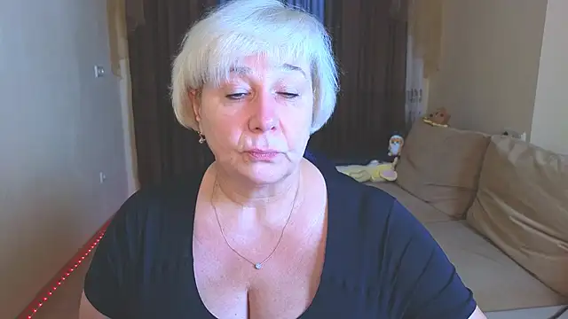 Milana Milky online show from 11/11/25, 05:02