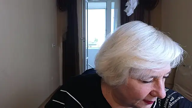 Milana Milky online show from 10/19/25, 06:05