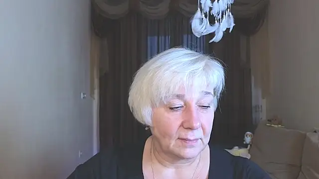 Milana Milky online show from 11/10/25, 05:01