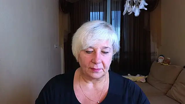 Milana Milky online show from 10/10/25, 05:08