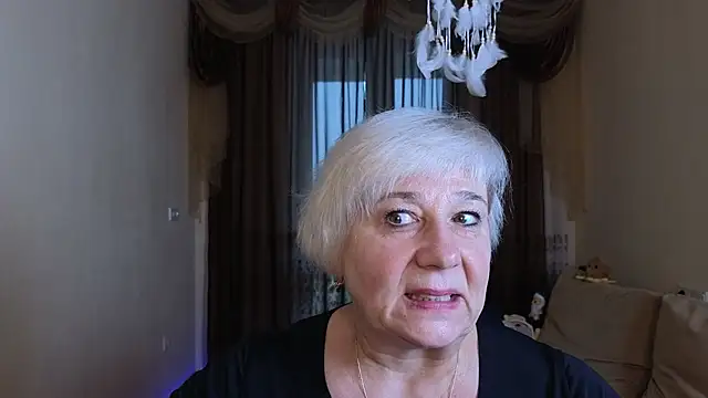 Milana Milky online show from 10/27/25, 05:08