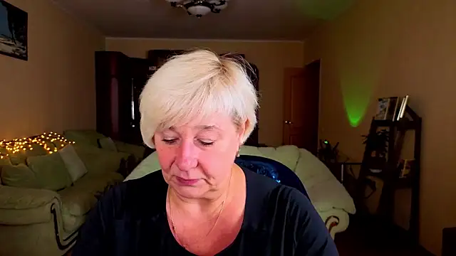 Milana Milky online show from 09/30/25, 05:24