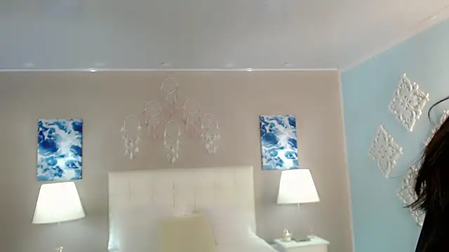 maddissonivanova online show from 10/22/25, 07:13