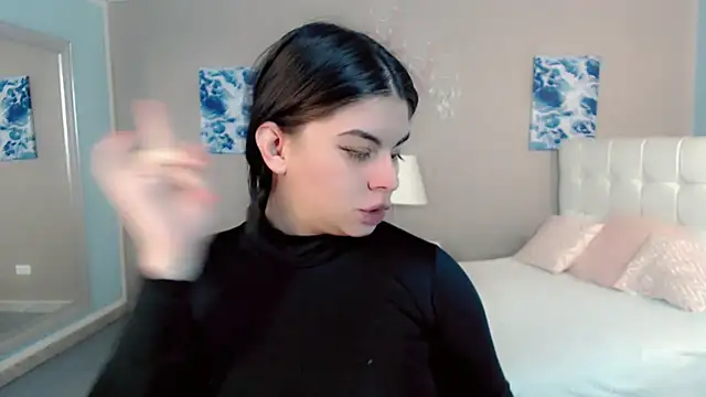 Snapshot of maddissonivanova chatting on 02/02/26, 06:51 maddissonivanova online show from 02/02/26, 06:51