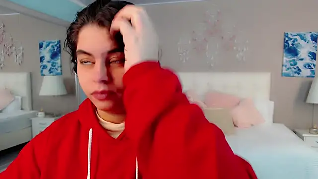 maddissonivanova online show from 04/05/26, 07:09