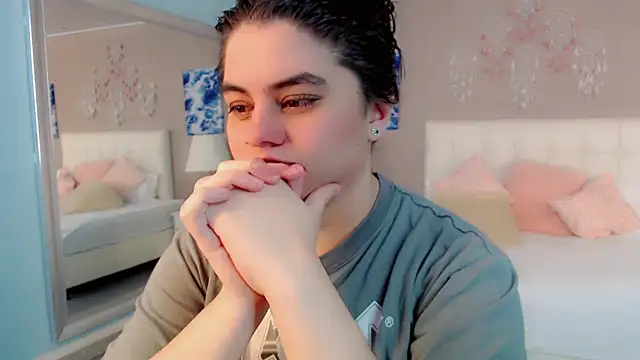 maddissonivanova online show from 04/13/26, 07:07