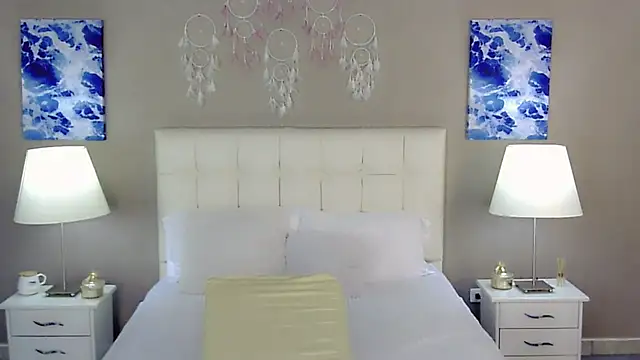 maddissonivanova online show from 09/30/25, 12:27