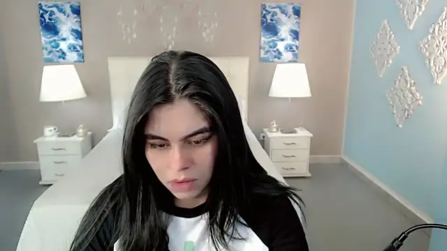 maddissonivanova online show from 10/10/25, 07:15