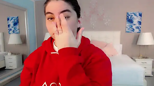 maddissonivanova online show from 04/10/26, 07:10