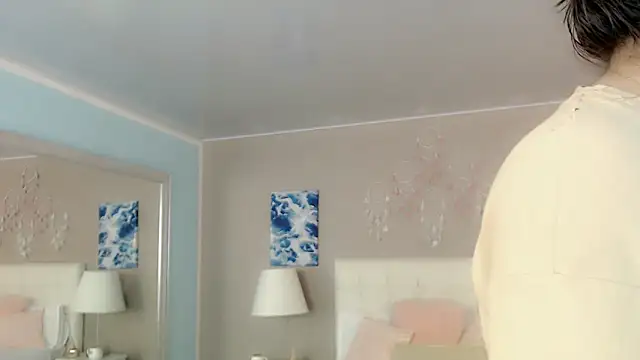 maddissonivanova online show from 11/14/25, 07:17