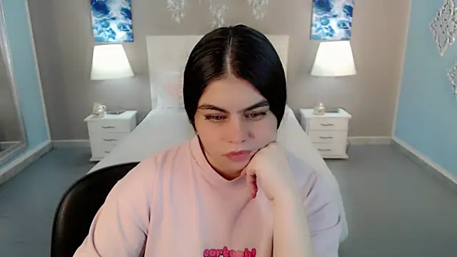 maddissonivanova online show from 12/18/25, 07:18