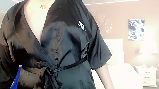 Snapshot of maddissonivanova chatting on 02/25/26, 07:03 maddissonivanova online show from 02/25/26, 07:03