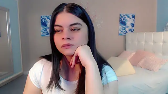 Snapshot of maddissonivanova chatting on 02/16/26, 07:12 maddissonivanova online show from 02/16/26, 07:12