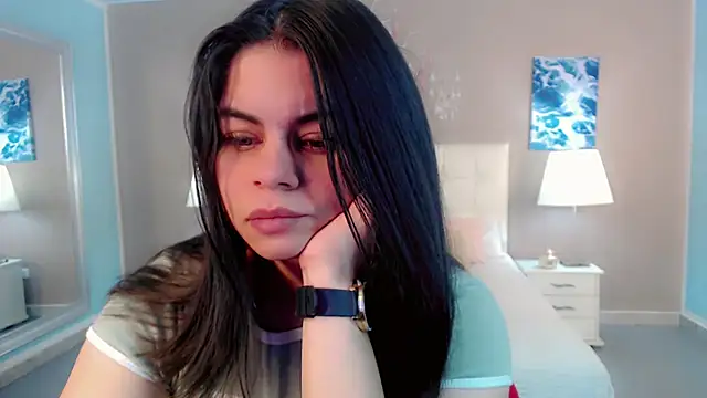 Snapshot of maddissonivanova chatting on 02/18/26, 06:59 maddissonivanova online show from 02/18/26, 06:59