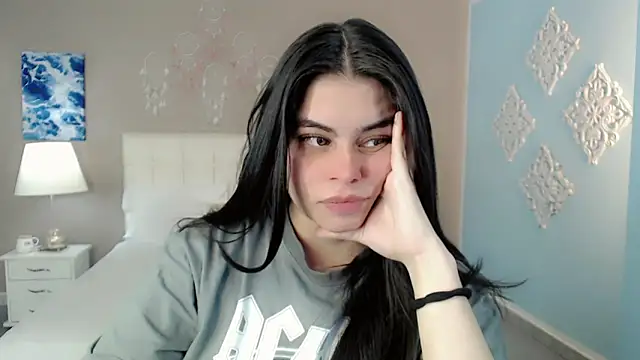 maddissonivanova online show from 11/04/25, 07:06