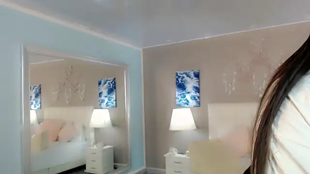 maddissonivanova online show from 12/01/25, 06:42