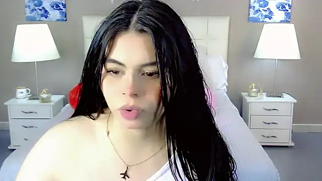 maddissonivanova online show from 09/08/25, 07:13