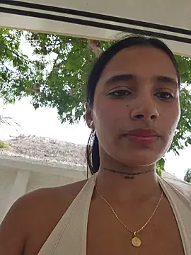 Lorena Mcfly online show from 04/30/26, 02:13
