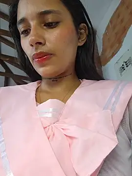 Lorena Mcfly online show from 02/13/26, 12:27