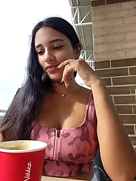 Lorena Mcfly online show from 10/03/25, 01:23