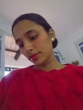Lorena Mcfly online show from 05/18/26, 11:26
