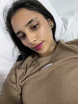 Lorena Mcfly online show from 10/20/25, 01:51