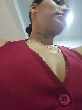 Lorena Mcfly online show from 04/28/26, 11:25