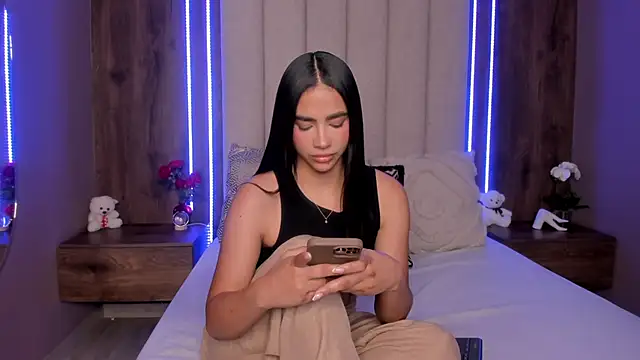 LucySalvatore  online show from 03/28/26, 09:49