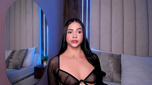 LucySalvatore  online show from 11/27/25, 06:08