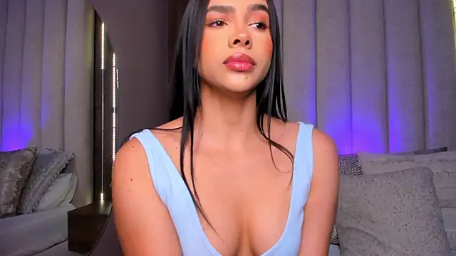 LucySalvatore  online show from 10/01/25, 02:32