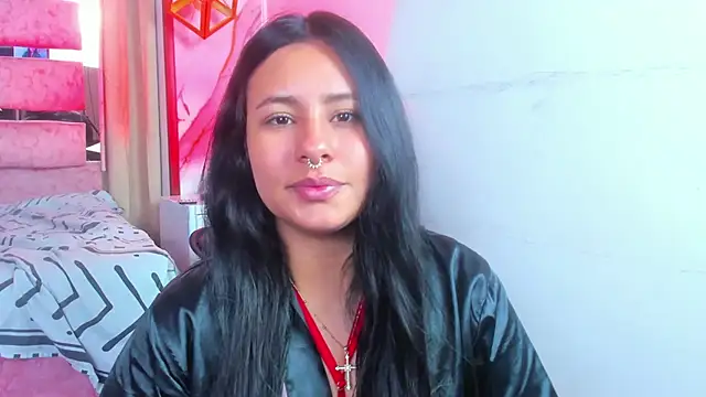 Snapshot of SamaelAndLilitt chatting on 12/21/25, 11:34 SamaelAndLilitt online show from 12/21/25, 11:34