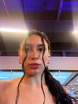 Snapshot of MonicaSalvatore chatting on 11/08/25, 08:45 MonicaSalvatore online show from 11/08/25, 08:45