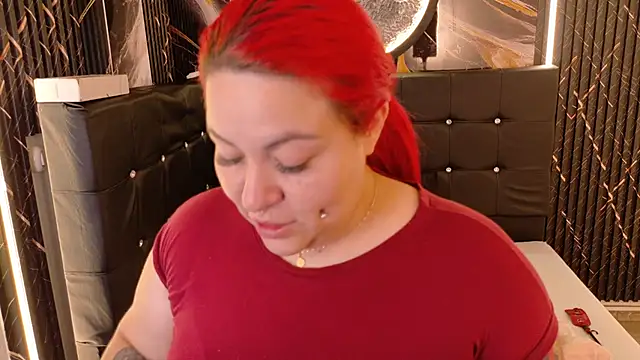 Witch Scarlet online show from 04/11/26, 01:35