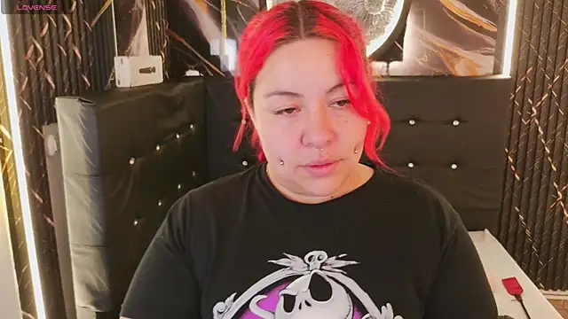 Witch Scarlet online show from 04/14/26, 12:26