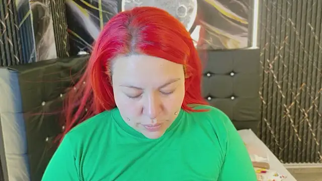 Witch Scarlet online show from 03/18/26, 12:03