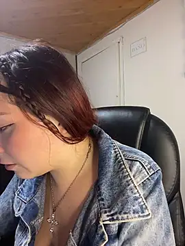 Karen18 boobs online show from 04/25/26, 03:42