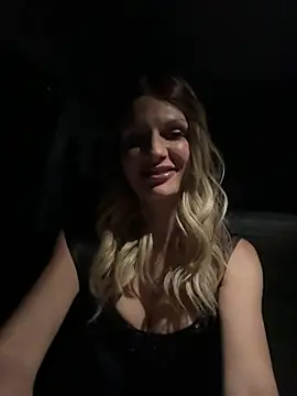 Isabella kiko online show from 04/07/26, 07:37