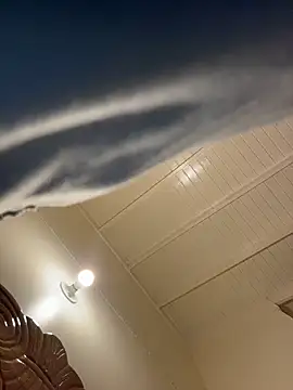 Snapshot of iriebusty chatting on 03/07/26, 01:34 iriebusty online show from 03/07/26, 01:34