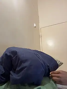 Snapshot of iriebusty chatting on 02/09/26, 06:39 iriebusty online show from 02/09/26, 06:39