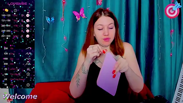Haley Nikki online show from 02/08/26, 01:25