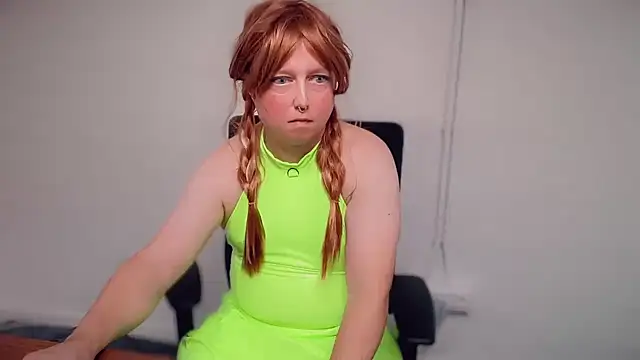 ElizaAndrea online show from 11/06/25, 08:51