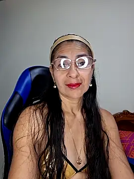 Natasha 50 online show from 02/11/26, 01:05