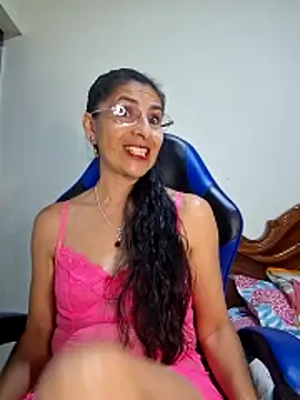 Natasha 50 online show from 04/08/26, 01:07